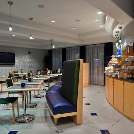 Holiday Inn Express Hotel & Suites Austin Ne-Hutto By Ihg Eksteriør billede