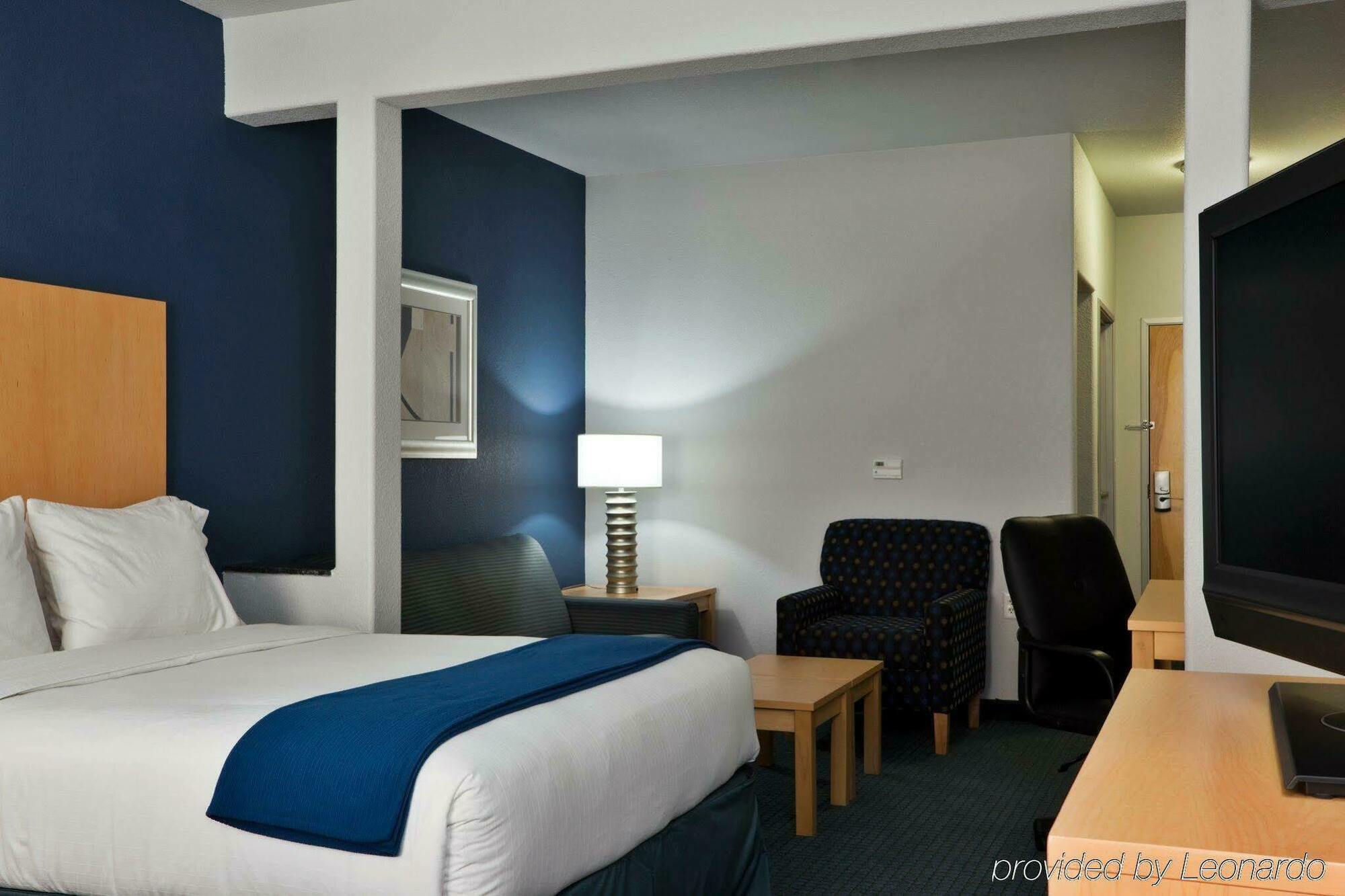 Holiday Inn Express Hotel & Suites Austin Ne-Hutto By Ihg Eksteriør billede